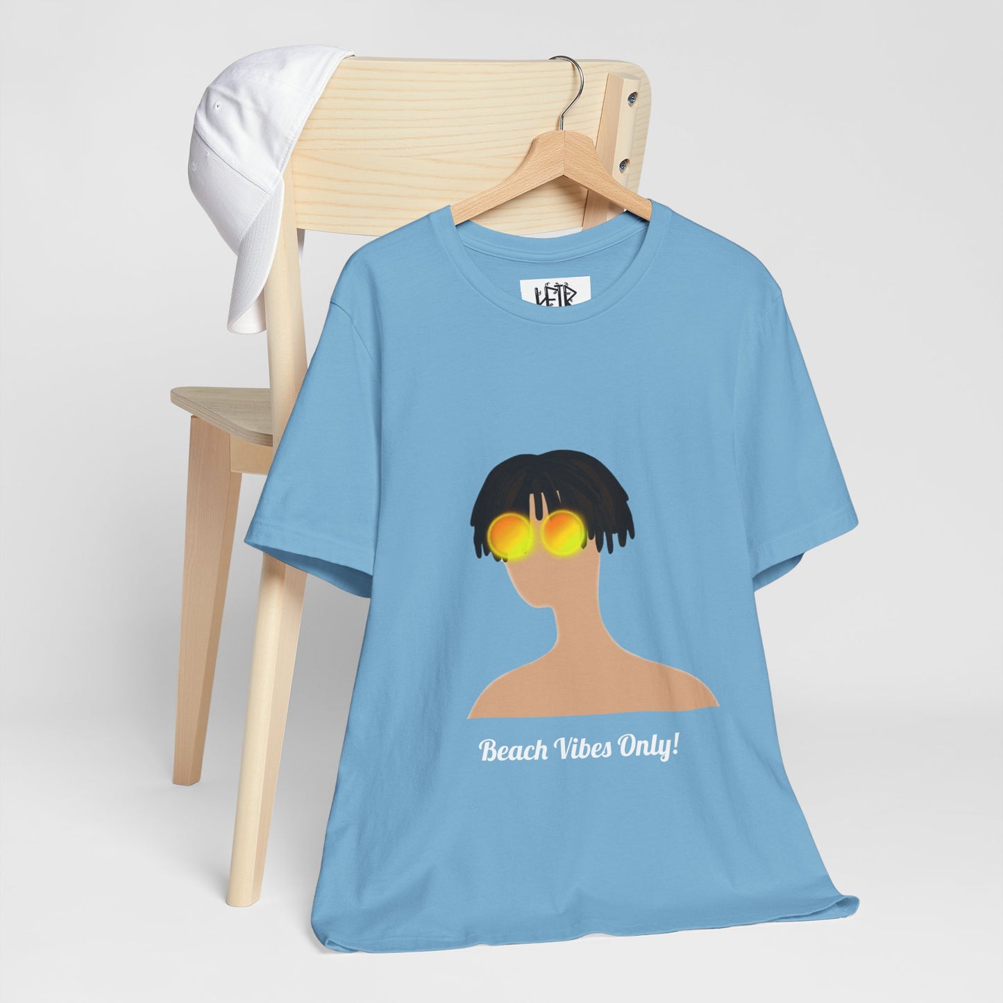 Plain Beach Boy Noah - Unisex Softstyle T-Shirt