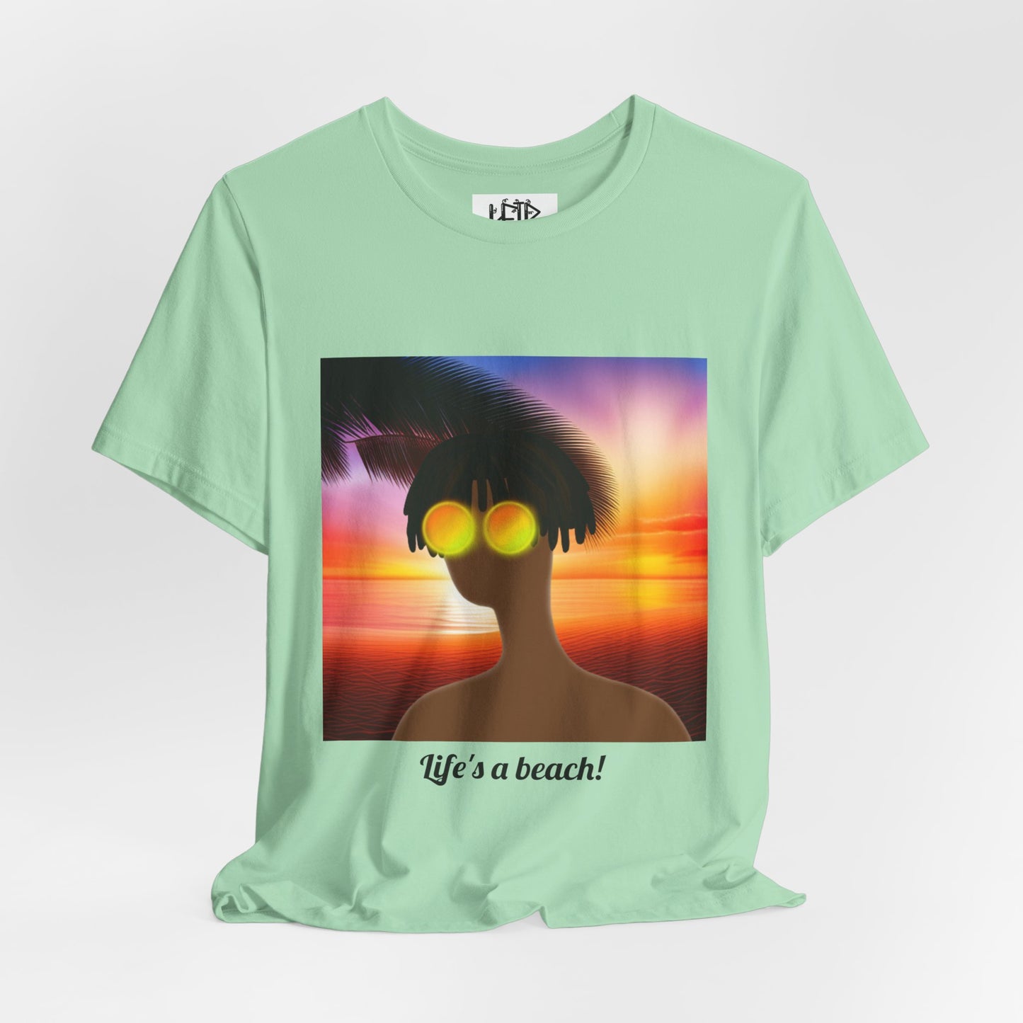 Fun Beach Boy Noah - Unisex Softstyle T-Shirt