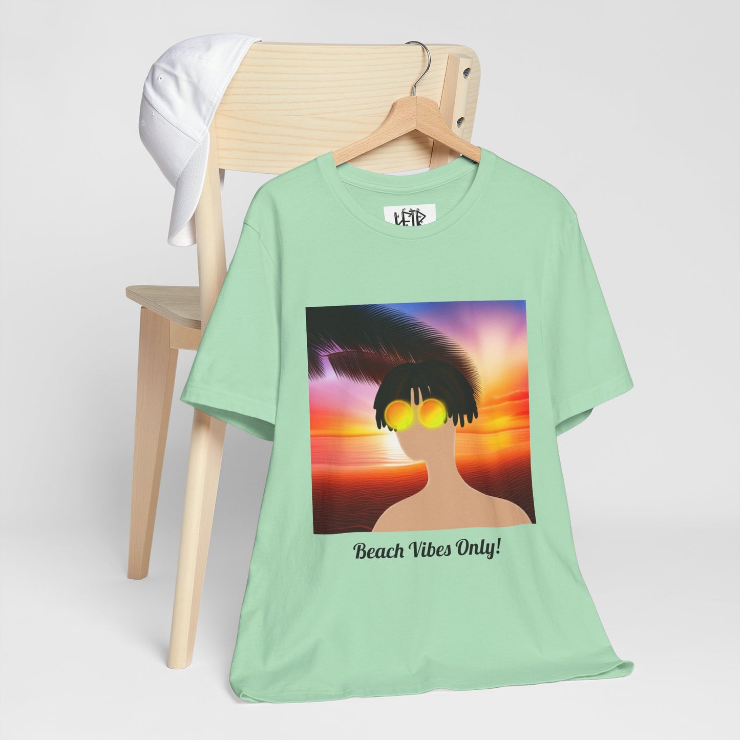 Fun Beach Boy Noah - Unisex Softstyle T-Shirt