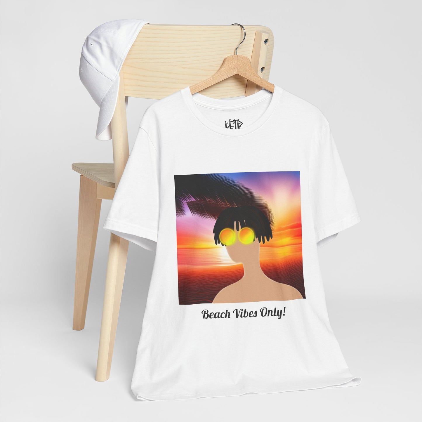 Fun Beach Boy Noah - Unisex Softstyle T-Shirt