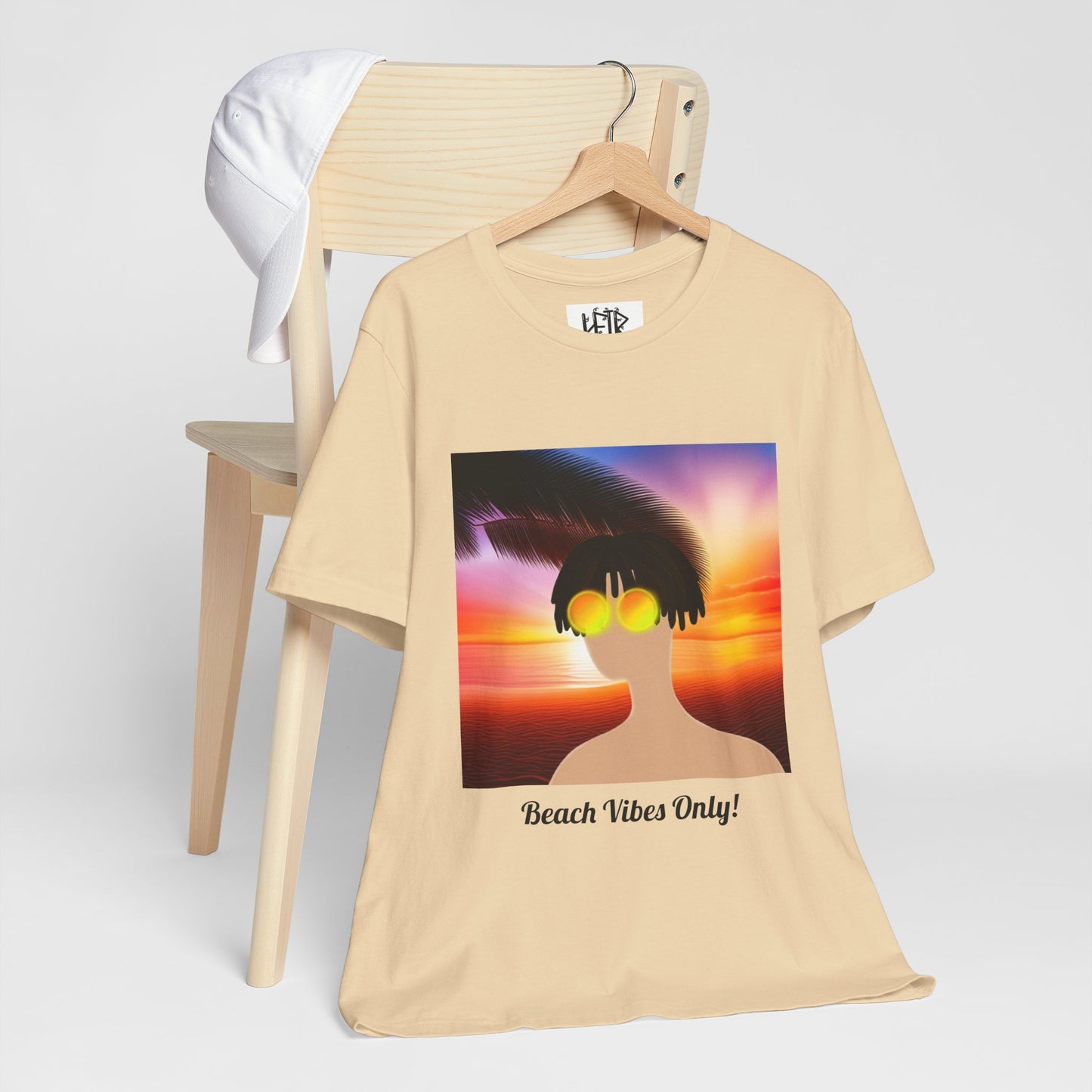 Fun Beach Boy Noah - Unisex Softstyle T-Shirt