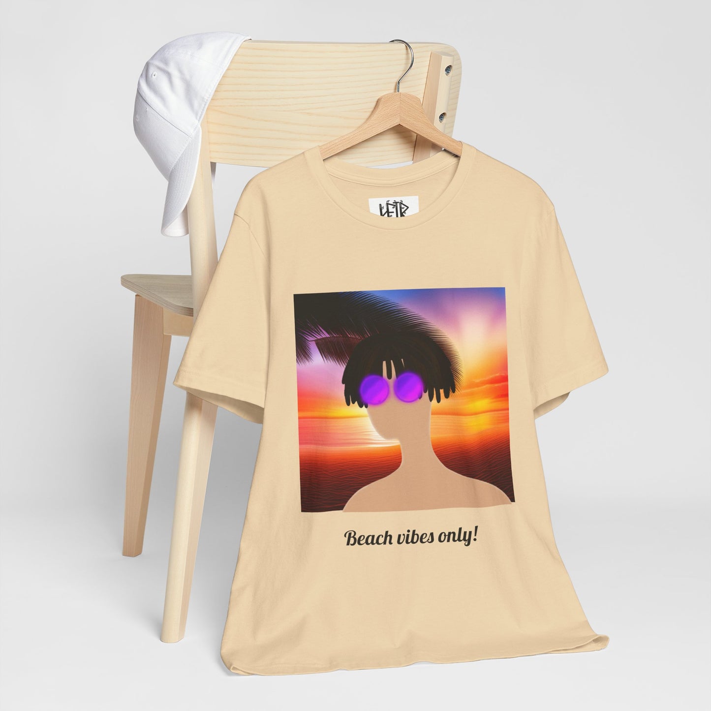 Fun Beach Boy Noah - Unisex Softstyle T-Shirt